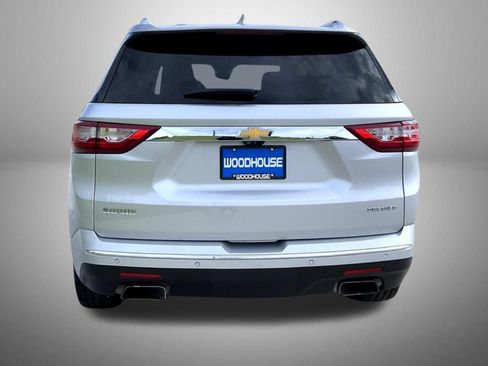 Used 2021 Chevrolet Traverse Premier AWD/4WD image 6