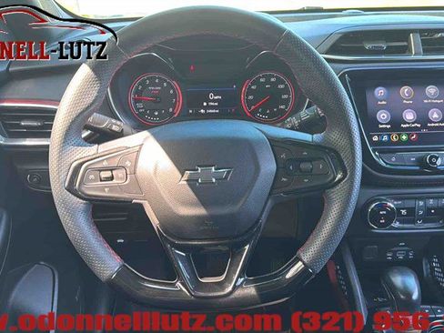 Used 2021 Chevrolet TrailBlazer RS w/ Technology Package FWD image 18