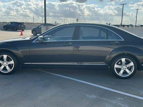 Used 2011 Mercedes-Benz S 550 image 10