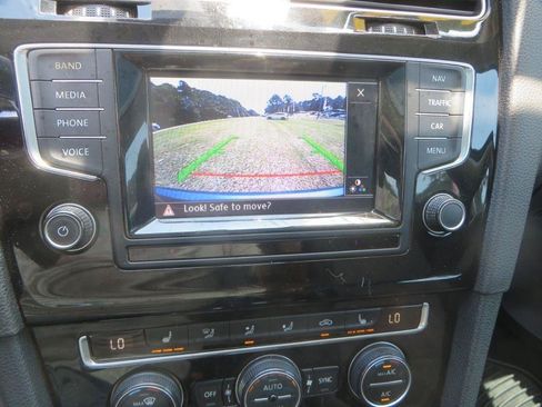 Used 2015 Volkswagen Golf TDI SEL w/ Lighting Package (SEL) FWD image 20