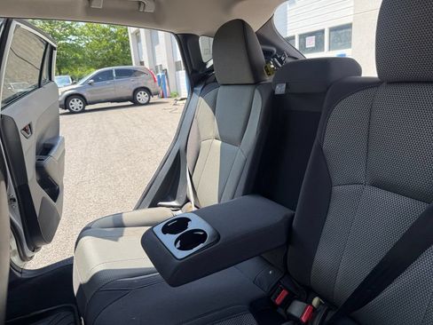 Used 2024 Subaru Crosstrek 2.0i Premium AWD/4WD image 27