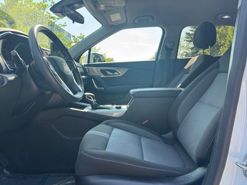 Used 2026 Chevrolet Blazer LT FWD image 27