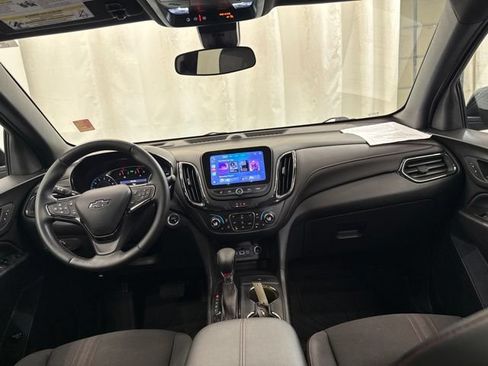 Used 2023 Chevrolet Equinox RS FWD image 14