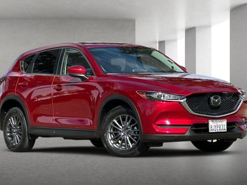 Used 2019 MAZDA CX-5 Touring image 2