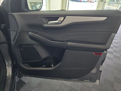 Used 2024 Ford Escape Platinum AWD/4WD image 41