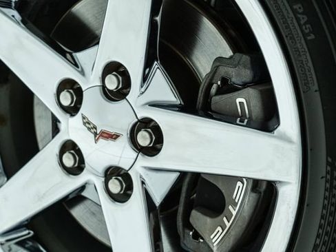 Used 2007 Chevrolet Corvette 3LT in Rare LeMans Blue w/ Preferred Equipment Group image 22