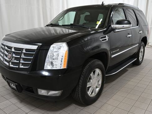 Used 2009 Cadillac Escalade AWD image 17