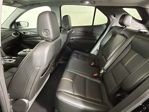Used 2023 Chevrolet Equinox Premier AWD/4WD image 26