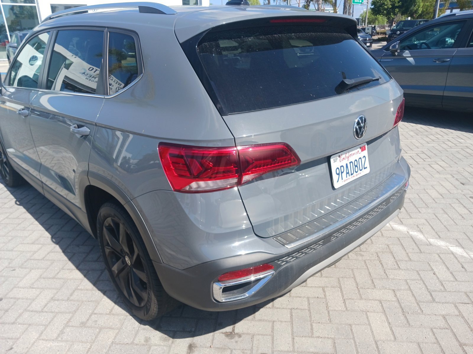Used 2024 Volkswagen Taos SE FWD image 6