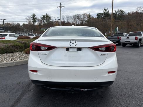 Used 2015 MAZDA MAZDA3 i Grand Touring image 7
