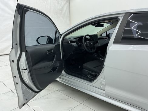 Used 2023 Toyota Corolla LE FWD image 16