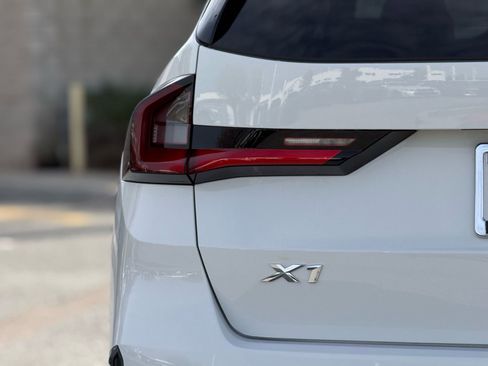 Used 2025 BMW X1 xDrive28i w/ Technology Package image 16