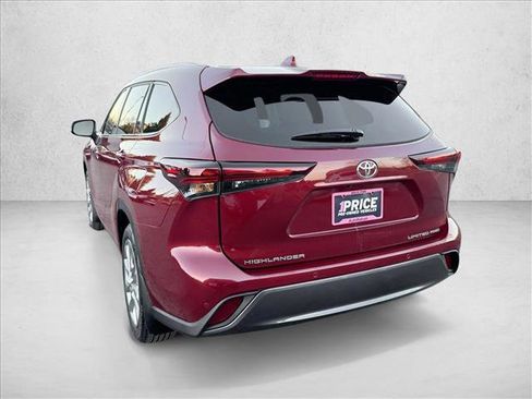 Certified 2025 Toyota Highlander Limited image 5