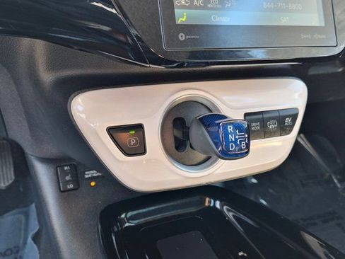 Used 2018 Toyota Prius Prime Premium w/ Carpet Mat Package FWD image 19