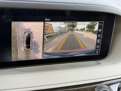 Used 2020 Mercedes-Benz S 560 4MATIC Sedan w/ Premium Package image 17