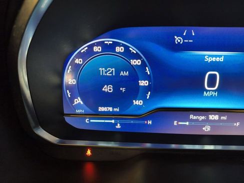 Used 2023 Chevrolet Suburban Premier AWD/4WD image 11