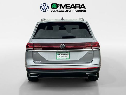 Used 2024 Volkswagen Atlas SE image 4