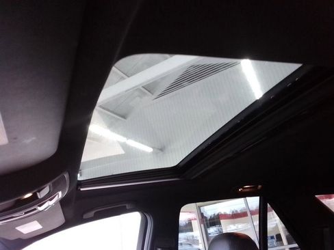 Used 2016 Mercedes-Benz GLE 350 GLE350 w/ Premium Package image 14