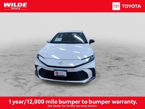 Certified 2025 Toyota Camry SE image 4