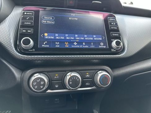Used 2023 Nissan Kicks SV FWD image 19