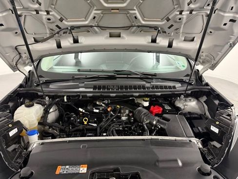Used 2023 Ford Edge SE image 30