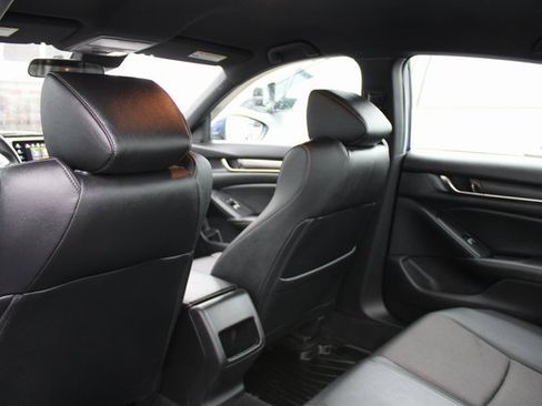 Used 2019 Honda Accord Sport image 16