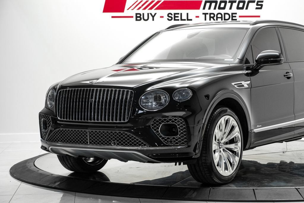 Used 2023 Bentley Bentayga Extended Wheelbase AWD/4WD image 2