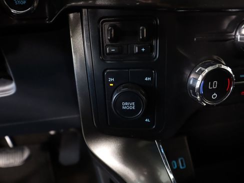 Used 2021 Ford F150 XLT w/ Equipment Group 302A High image 9