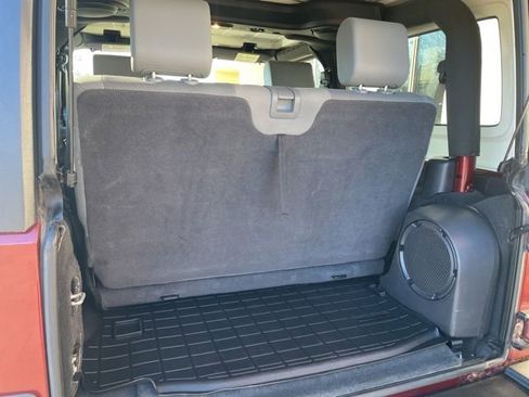 Used 2007 Jeep Wrangler Sahara w/ Dual Top Group image 12