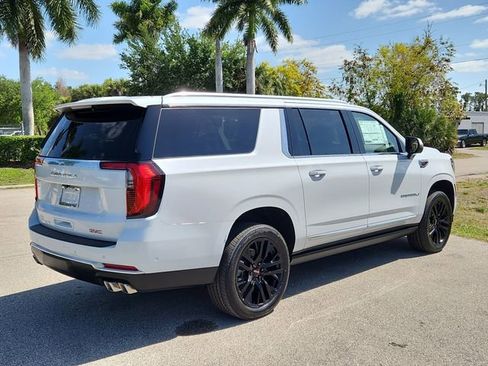 New 2026 GMC Yukon XL Denali w/ Sun & Power Step Package AWD/4WD image 4