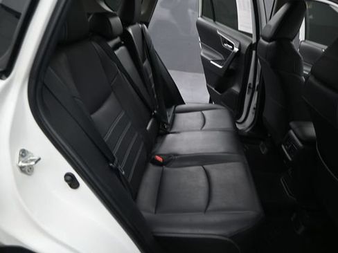 Used 2022 Toyota RAV4 XLE Premium AWD/4WD image 16