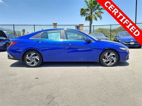 Used 2024 Hyundai Elantra Limited image 23