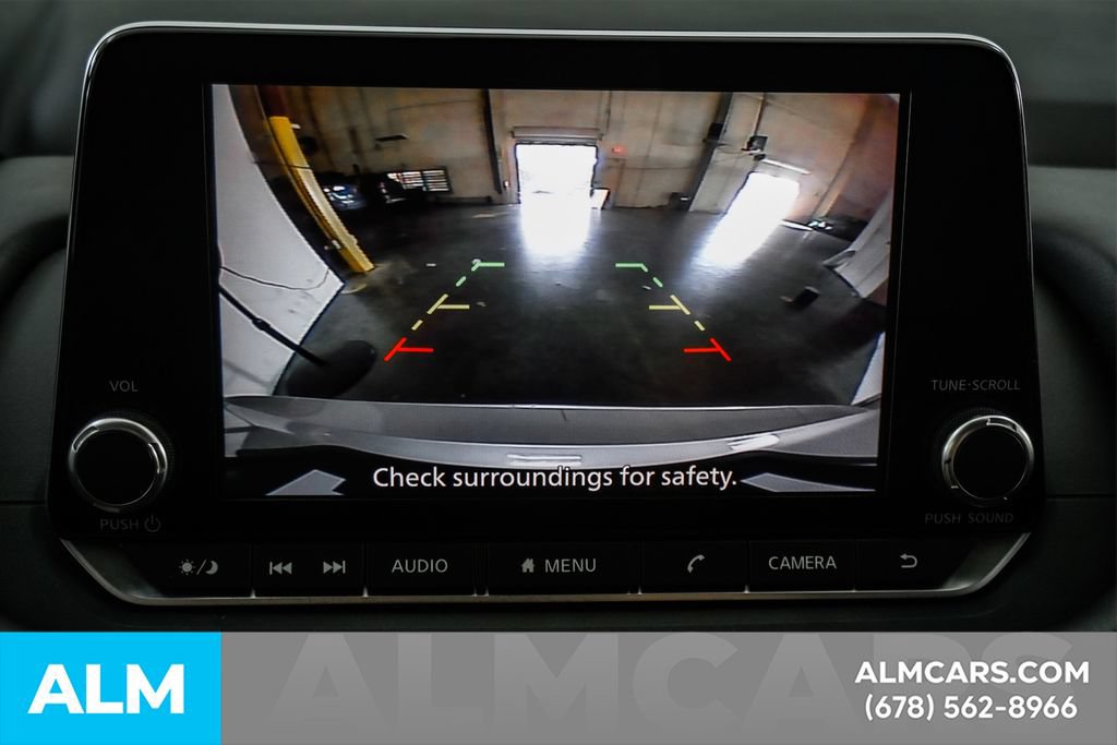Used 2024 Nissan Rogue SV FWD image 35