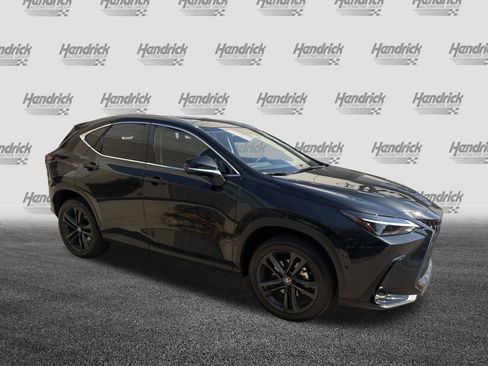 Used 2025 Lexus NX 450h+ AWD w/ Luxury Package image 2