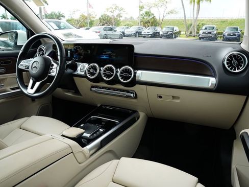 Used 2023 Mercedes-Benz GLB 250 image 18
