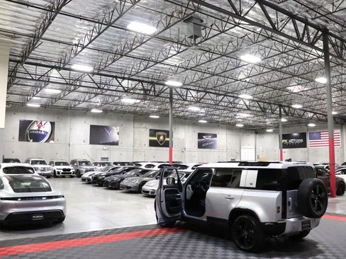 Used 2022 Land Rover Defender 110 SE AWD/4WD image 15