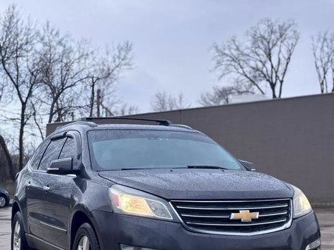 Used 2015 Chevrolet Traverse LTZ image 2