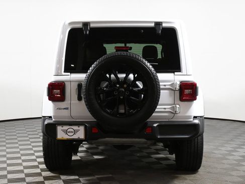 Used 2021 Jeep Wrangler Unlimited Sahara w/ Cold Weather Group image 6