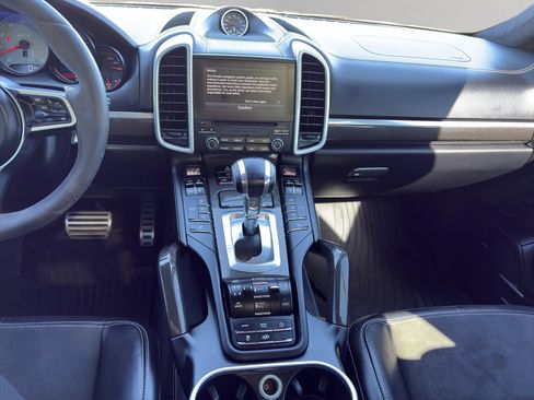 Used 2017 Porsche Cayenne GTS AWD/4WD image 12