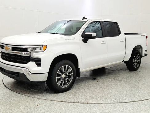 Used 2022 Chevrolet Silverado 1500 LT image 3