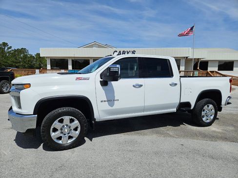 Used 2020 Chevrolet Silverado 2500 LTZ w/ LTZ Plus Package AWD/4WD image 2