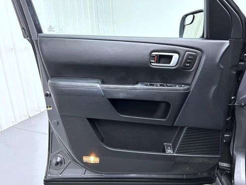 Used 2011 Honda Pilot Touring image 9