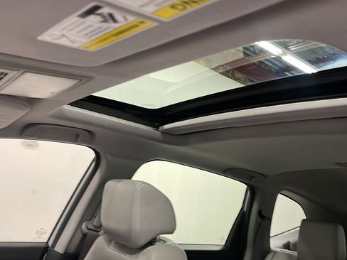 Used 2017 Honda CR-V EX-L image 11