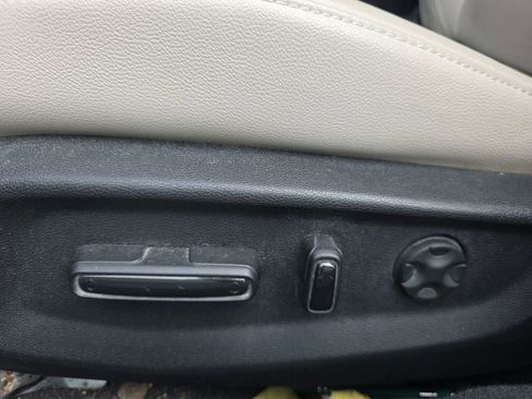 Used 2021 Honda Accord Touring image 11