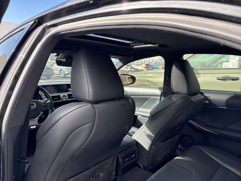 Used 2018 Lexus IS 300 F Sport w/ F Sport Package image 19
