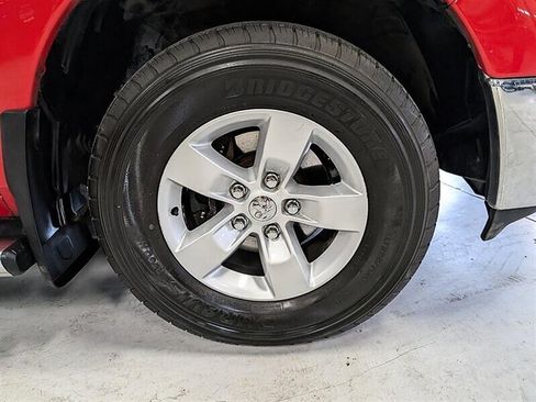 Used 2015 RAM 1500 Classic SLT w/ Remote Start & Security Group AWD/4WD image 13