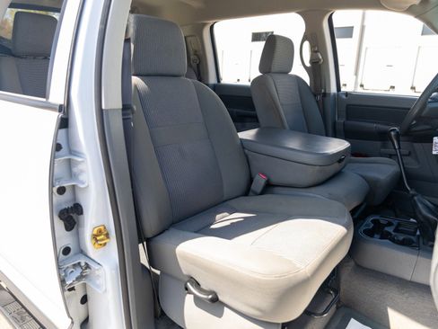 Used 2006 Dodge Ram 2500 Truck SLT w/ Light Group image 33