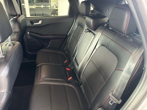 Used 2025 Ford Escape ST-Line w/ Tech Pack #1 FWD image 25
