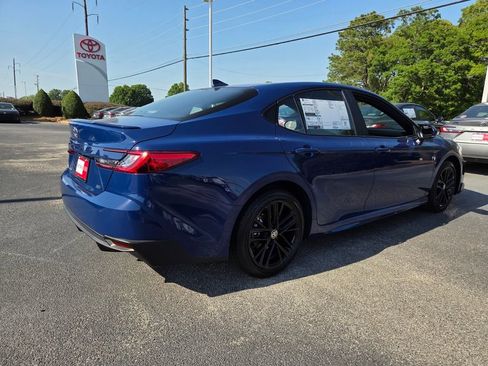New 2026 Toyota Camry SE FWD image 12
