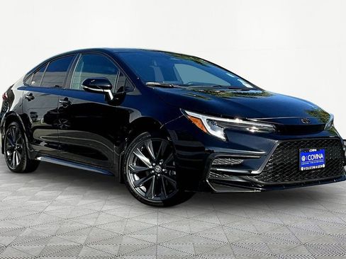 Used 2024 Toyota Corolla SE FWD image 1
